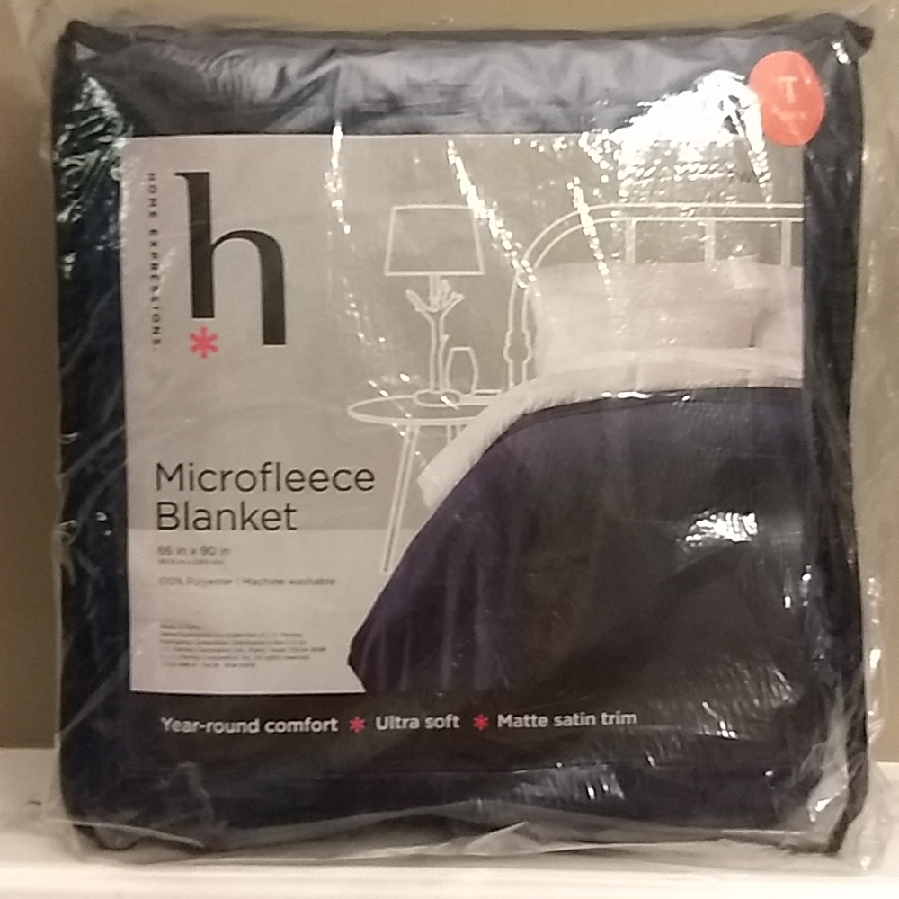 NIP Twin Microfleece Blanket in Navy